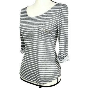 Liberty‎ Love Knit Top Juniors Sz XS Gray White Striped Studded 3/4 Sleeve Shirt